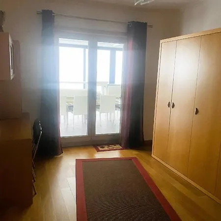 Διαμέρισμα 3 Bedroom Flat Aguiar