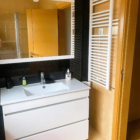 3 Bedroom Flat Aguiar Διαμέρισμα *