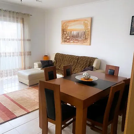3 Bedroom Flat Aguiar Апартаменты *