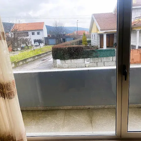 Апартаменты 3 Bedroom Flat Aguiar Вила-Пока-ди-Агиар