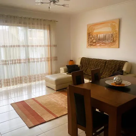 3 Bedroom Flat Aguiar